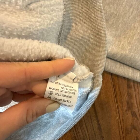 Amazon cropped grey pullover hoodie size M - Picture 4 of 8